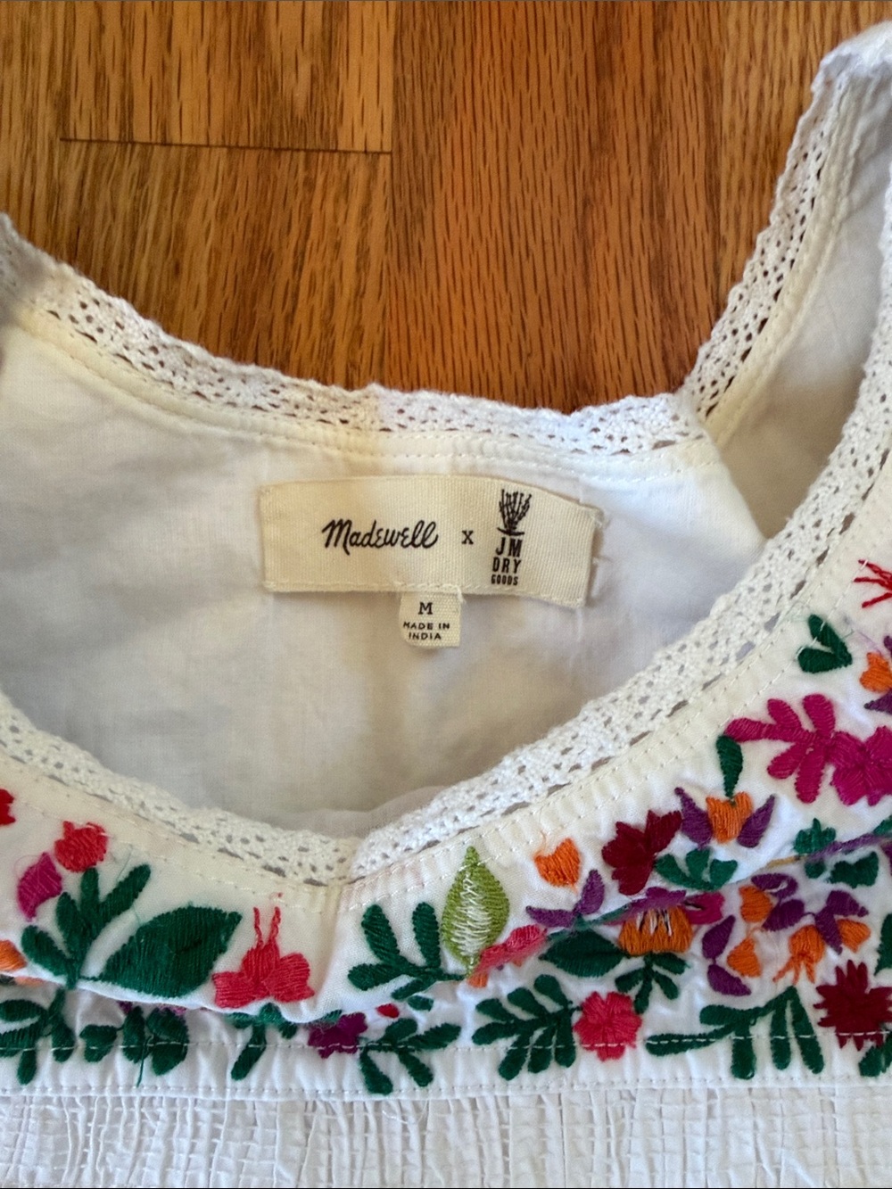 Madewell Embroidered White Mexican Peasant Blouse with Multicolor Floral Yoke M - Picture 5 of 10